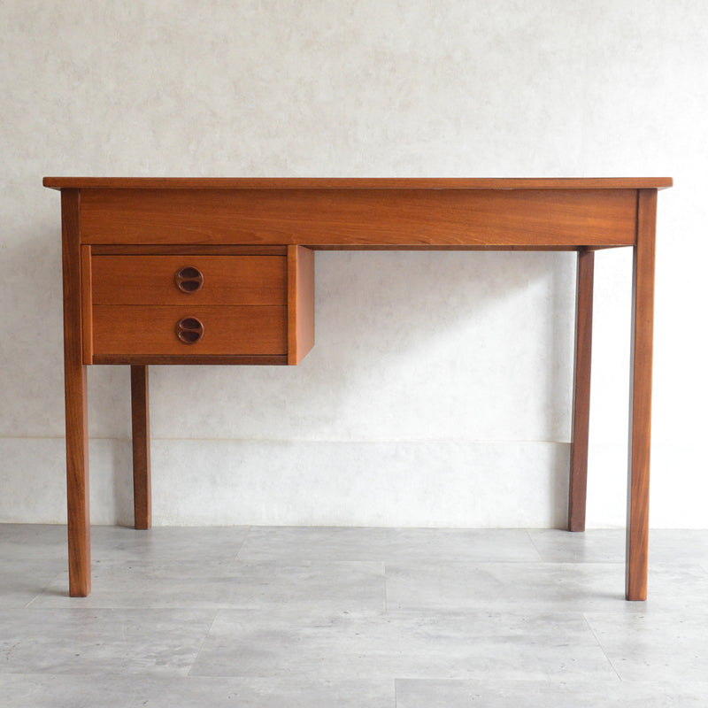 デンマークヴィンテージ チークデスク 8-58