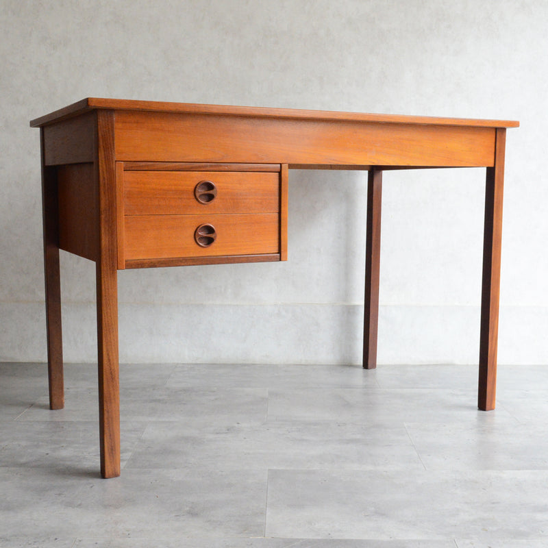 デンマークヴィンテージ チークデスク 8-58