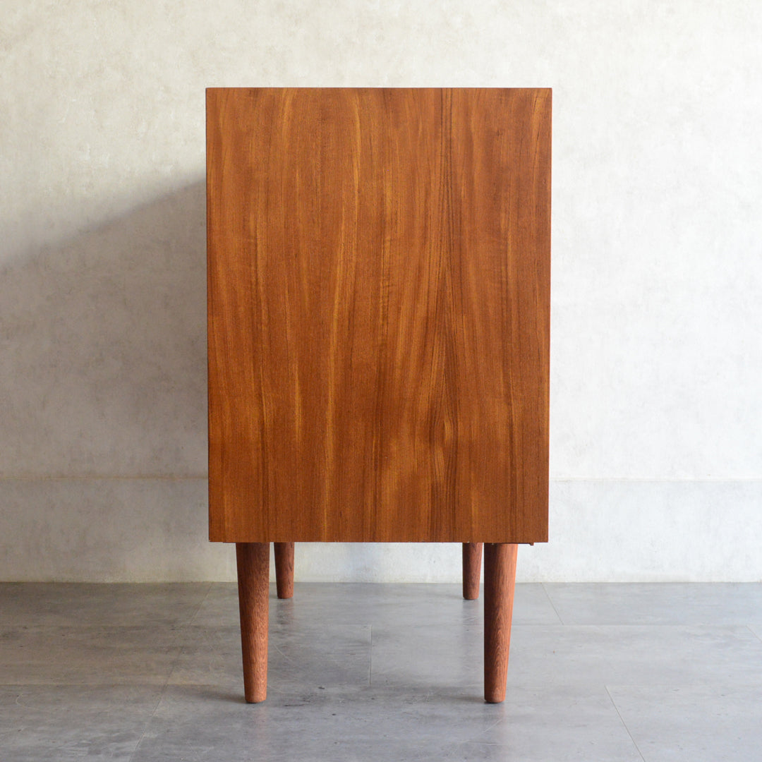 デンマーク ヴィンテージ Farso Mobelfabrik キャビネット 5-161