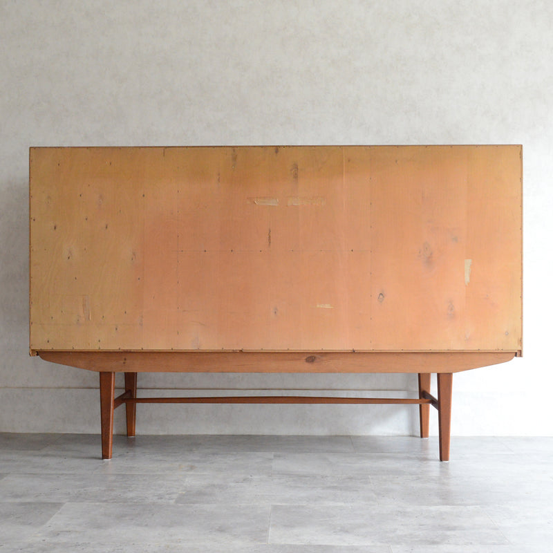 デンマークヴィンテージ チーク＆ローズウッド　サイドボード　P-1