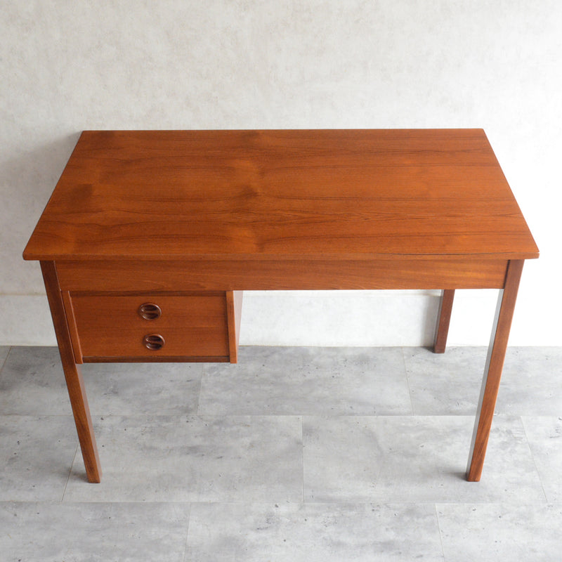 デンマークヴィンテージ チークデスク 8-58