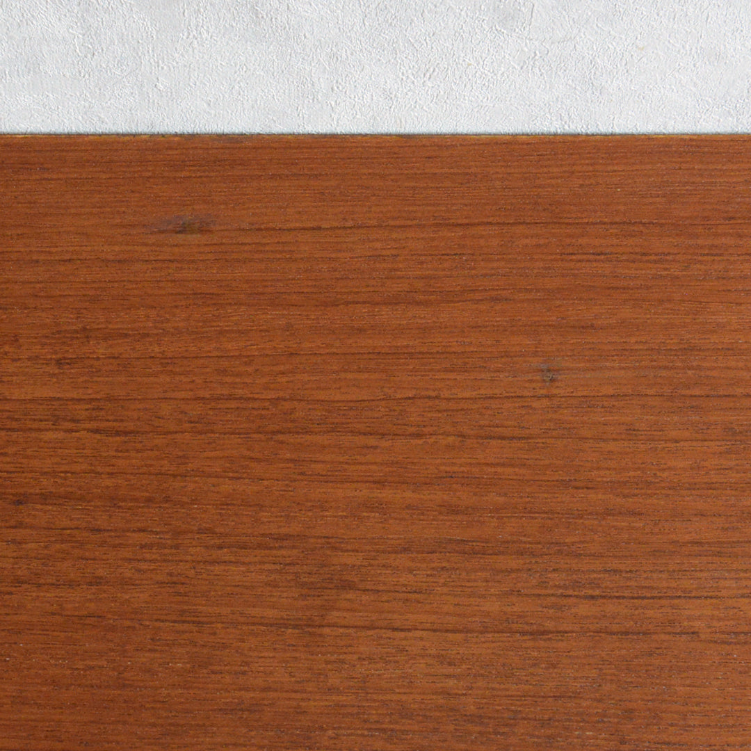 デンマーク ヴィンテージ  チーク キャビネット 5-178