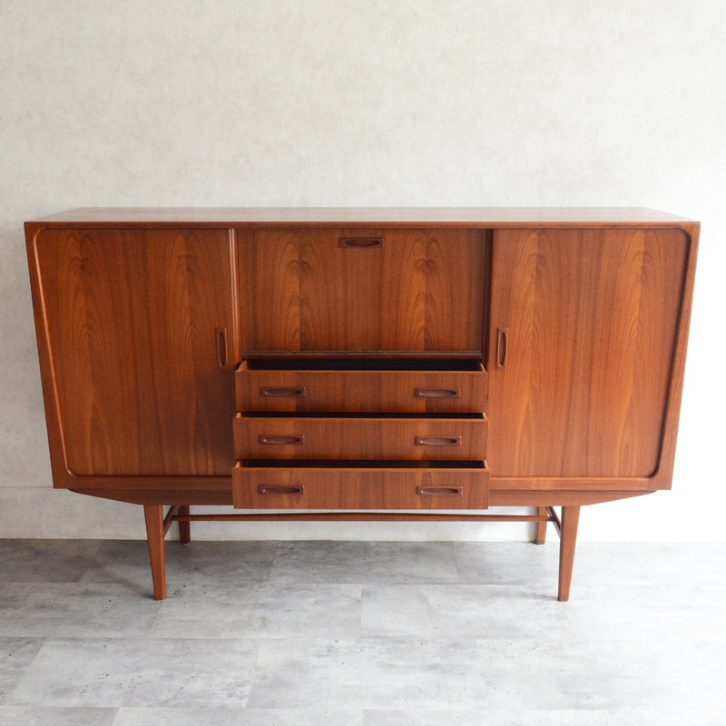 デンマークヴィンテージ チーク＆ローズウッド　サイドボード　P-1