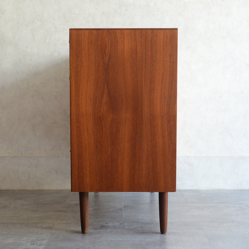 デンマーク ヴィンテージ  チーク ４段チェスト 5-41 (ウッドオイル仕上）