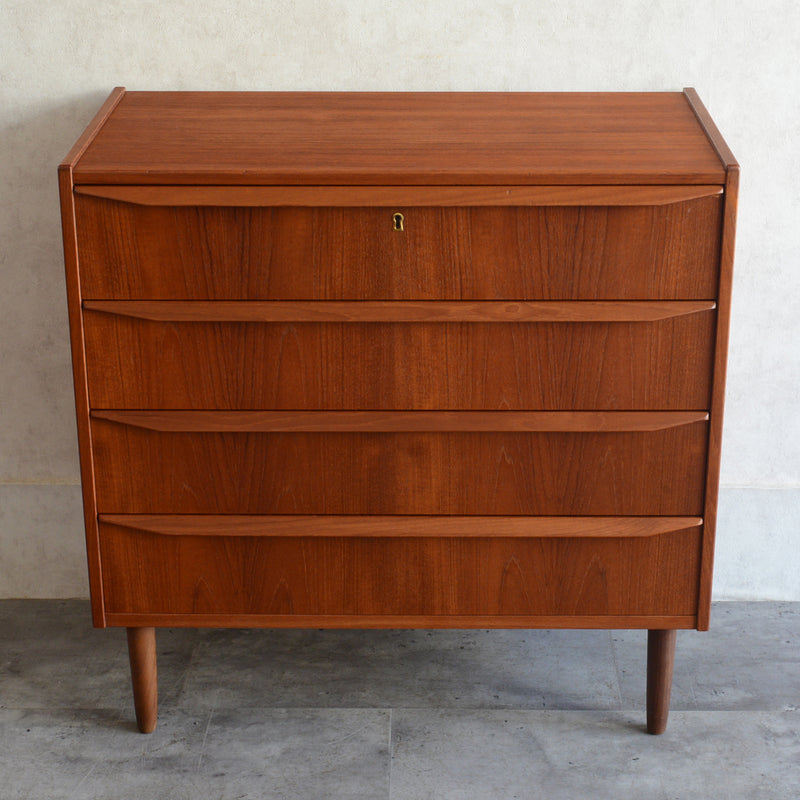 デンマーク ヴィンテージ  チーク ４段チェスト 5-41 (ウッドオイル仕上）