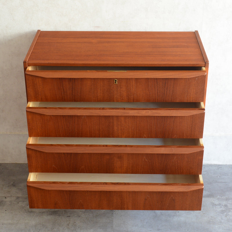 デンマーク ヴィンテージ  チーク ４段チェスト 5-41 (ウッドオイル仕上）