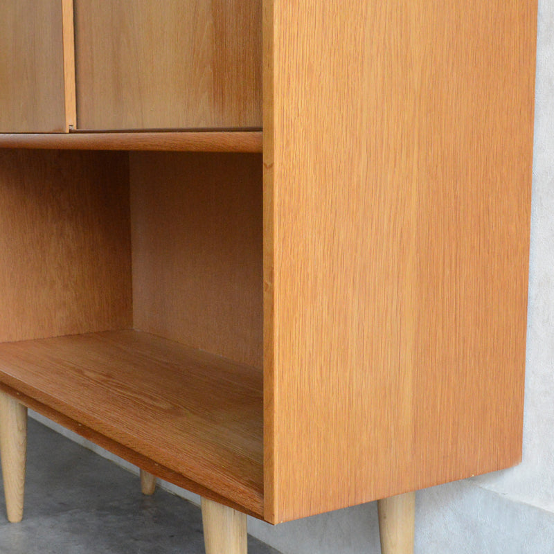 デンマーク ヴィンテージ　オーク シェルフ（木扉付）5-69