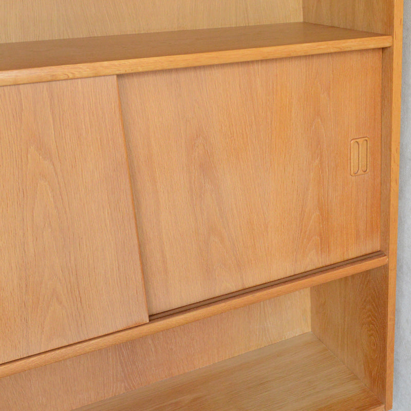 デンマーク ヴィンテージ　オーク シェルフ（木扉付）5-69