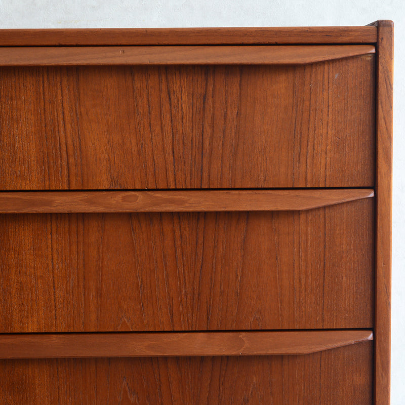 デンマーク ヴィンテージ  チーク ４段チェスト 5-41 (ウッドオイル仕上）