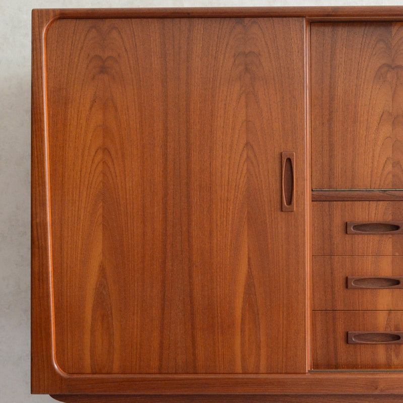 デンマークヴィンテージ チーク＆ローズウッド　サイドボード　P-1