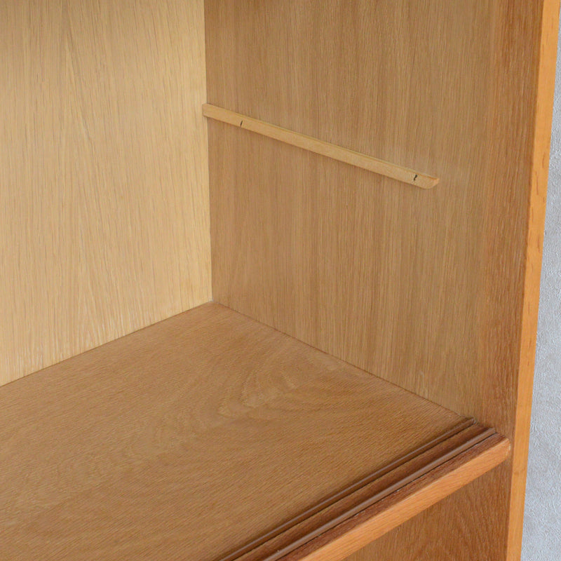 デンマーク ヴィンテージ　オーク シェルフ（木扉付）5-69