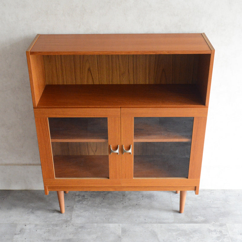 デンマーク ヴィンテージ　チーク ガラスキャビネット8-46