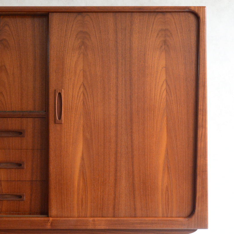 デンマークヴィンテージ チーク＆ローズウッド　サイドボード　P-1