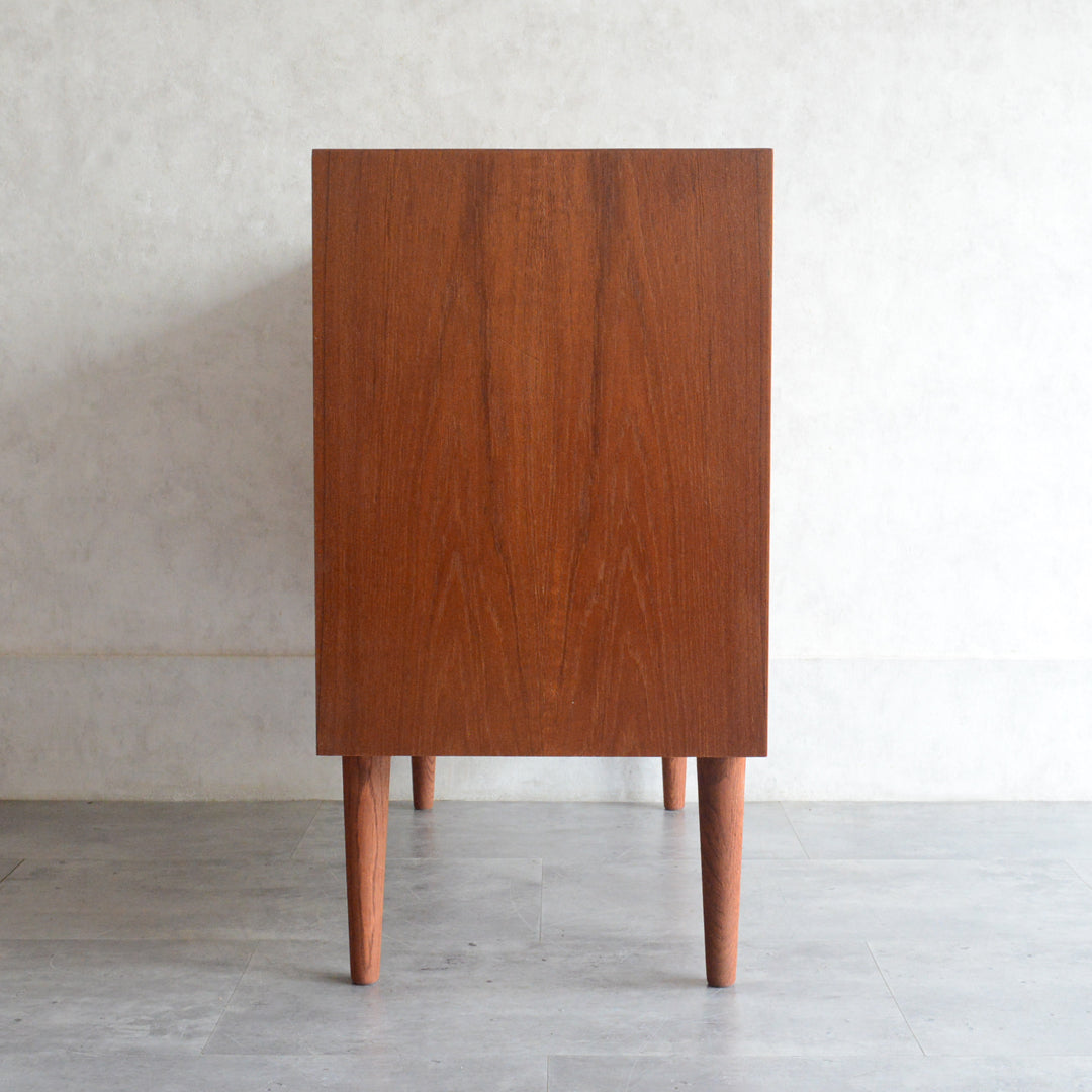 デンマークヴィンテージ  チーク4段チェスト5-150
