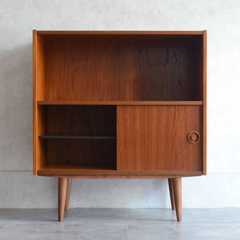 デンマーク ヴィンテージ シェルフ 5-40（木扉付）