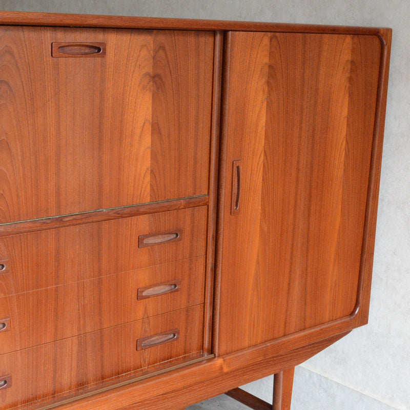 デンマークヴィンテージ チーク＆ローズウッド　サイドボード　P-1