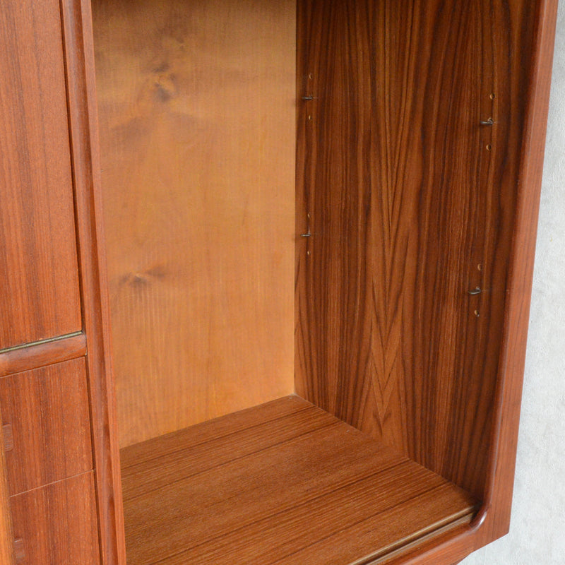 デンマークヴィンテージ チーク＆ローズウッド　サイドボード　P-1