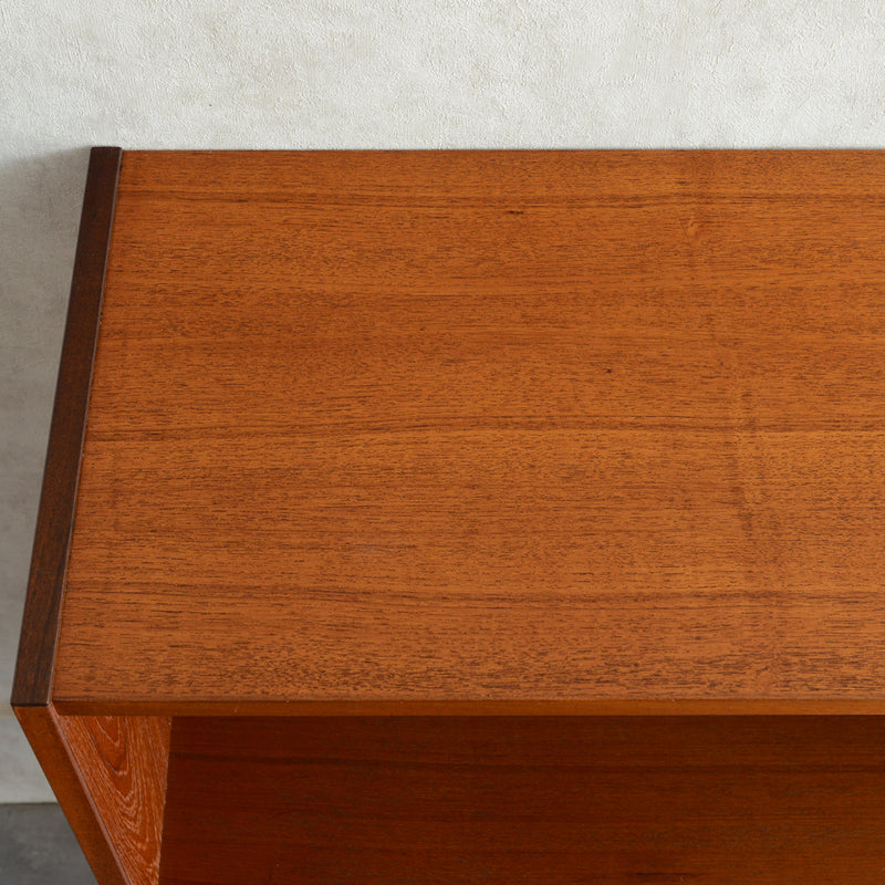 デンマーク ヴィンテージ シェルフ 5-40（木扉付）