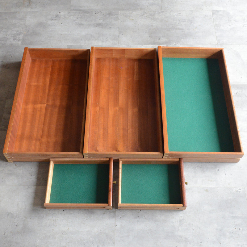 デンマークヴィンテージ チーク＆ローズウッド　サイドボード　P-1