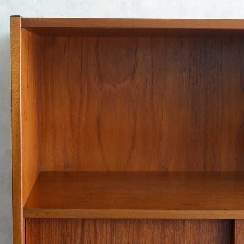 デンマーク ヴィンテージ シェルフ 5-40（木扉付）