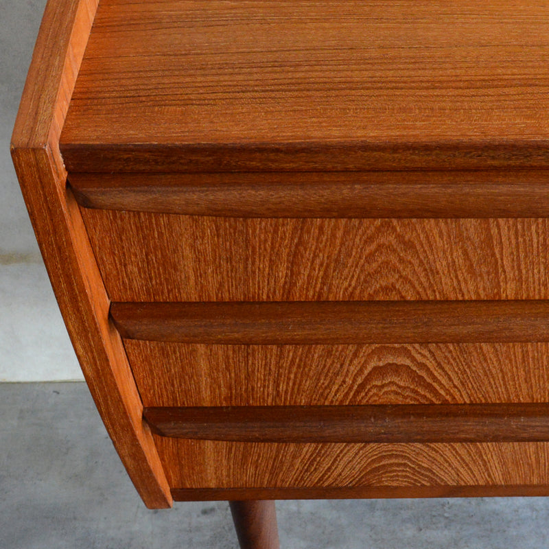 デンマーク ヴィンテージ チークチェスト3段　6-16