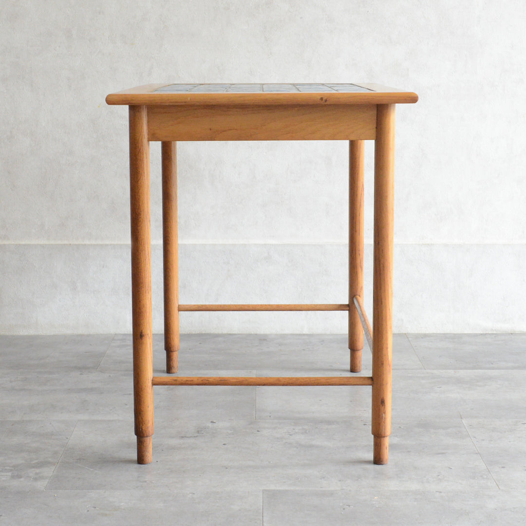 デンマーク ヴィンテージ タイルトップ サイドテーブル 8-47　
