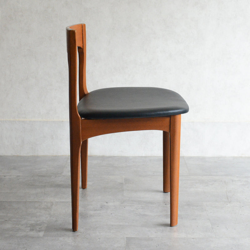 Nathan ネイサン　ダイニングチェアA（張替済）