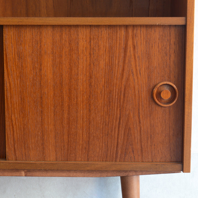 デンマーク ヴィンテージ シェルフ 5-40（木扉付）