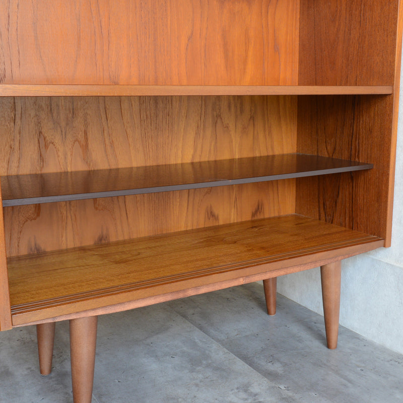 デンマーク ヴィンテージ シェルフ 5-40（木扉付）