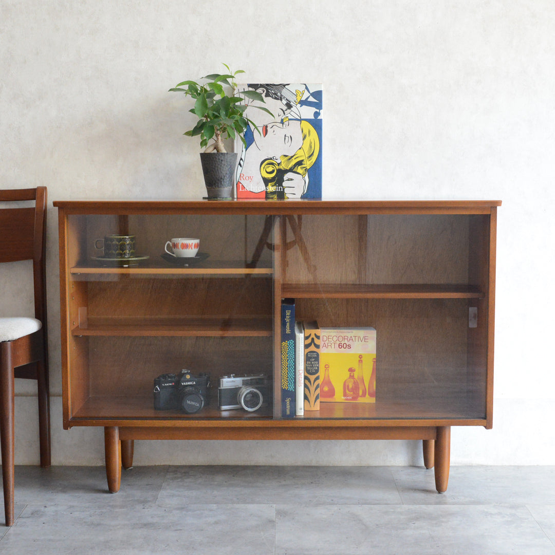 ミッドセンチュリー ヴィンテージ　チーク ガラスキャビネット 97