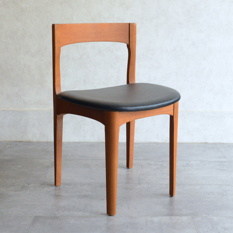 Nathan ネイサン　ダイニングチェアD（張替済）