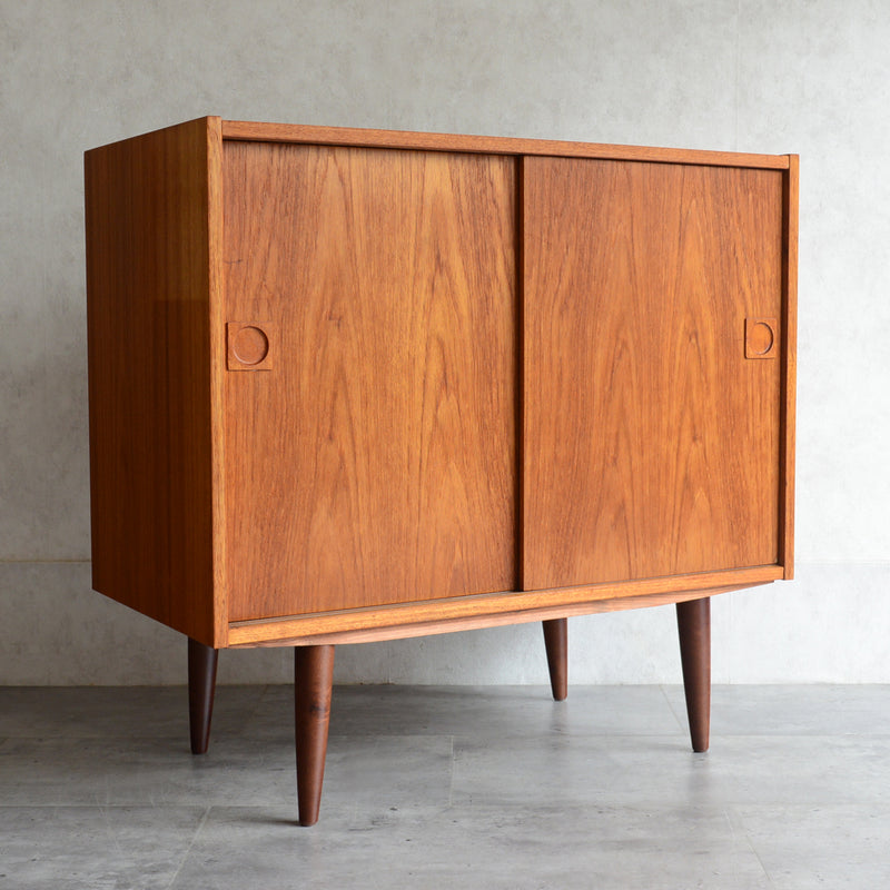 デンマークヴィンテージ　チーク キャビネット5-13(ウッドオイル仕上）