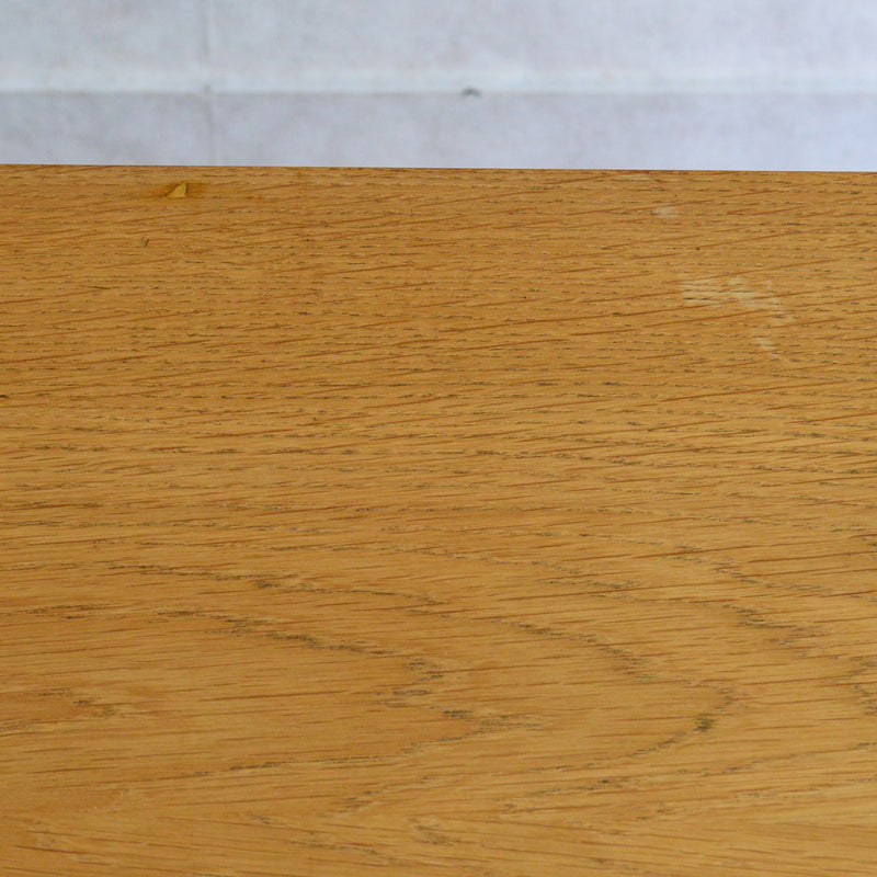 デンマーク ヴィンテージ   オーク サイドボード 5-70