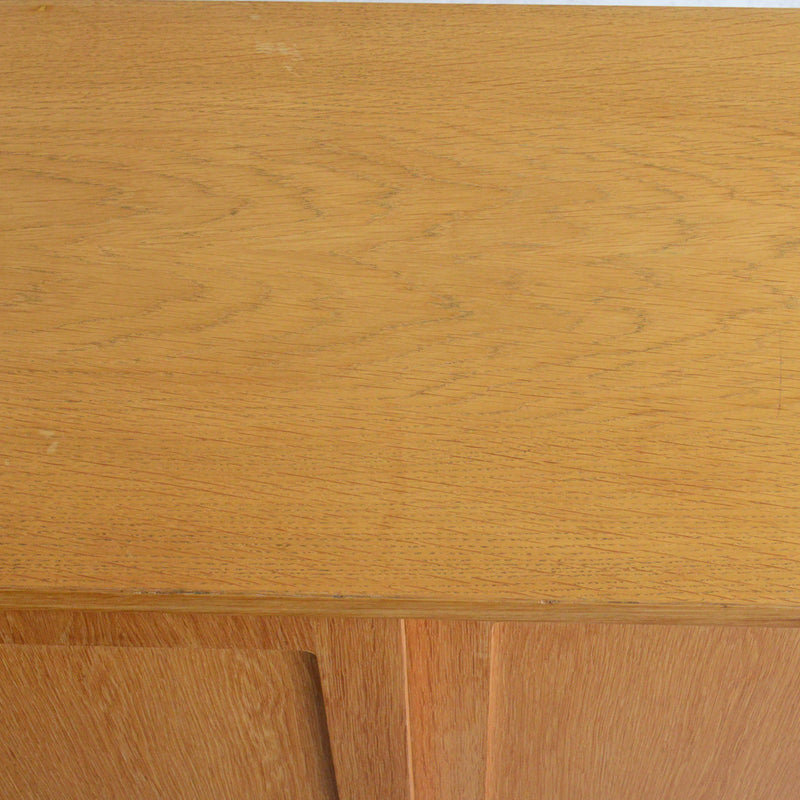 デンマーク ヴィンテージ   オーク サイドボード 5-70
