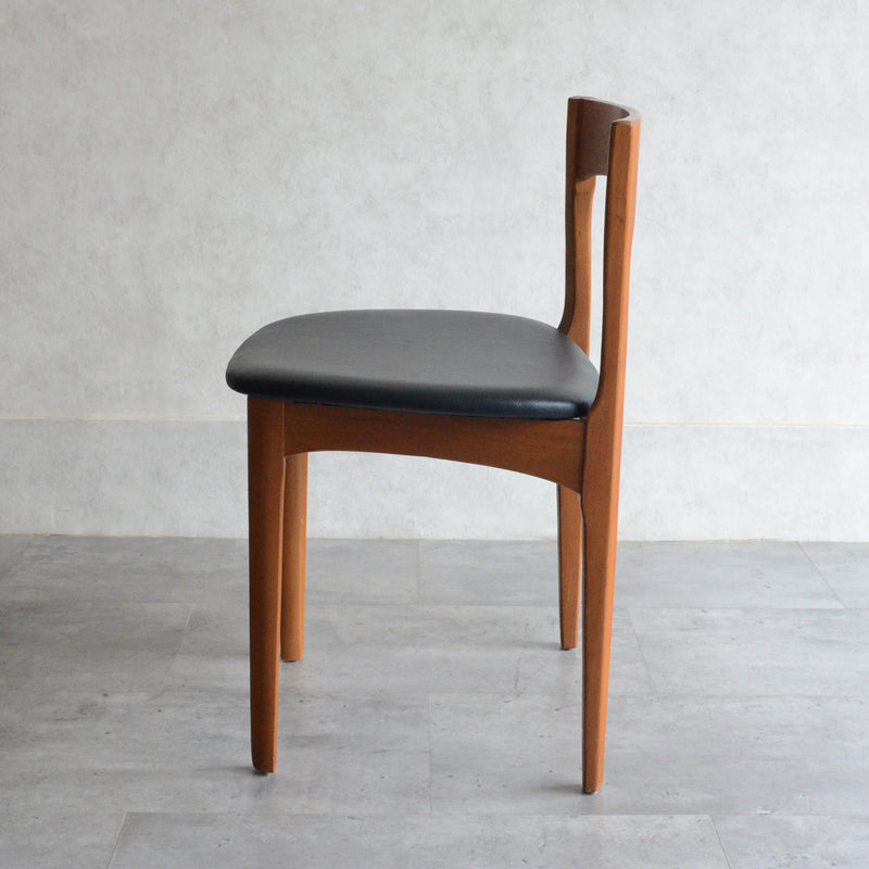 Nathan ネイサン　ダイニングチェアD（張替済）