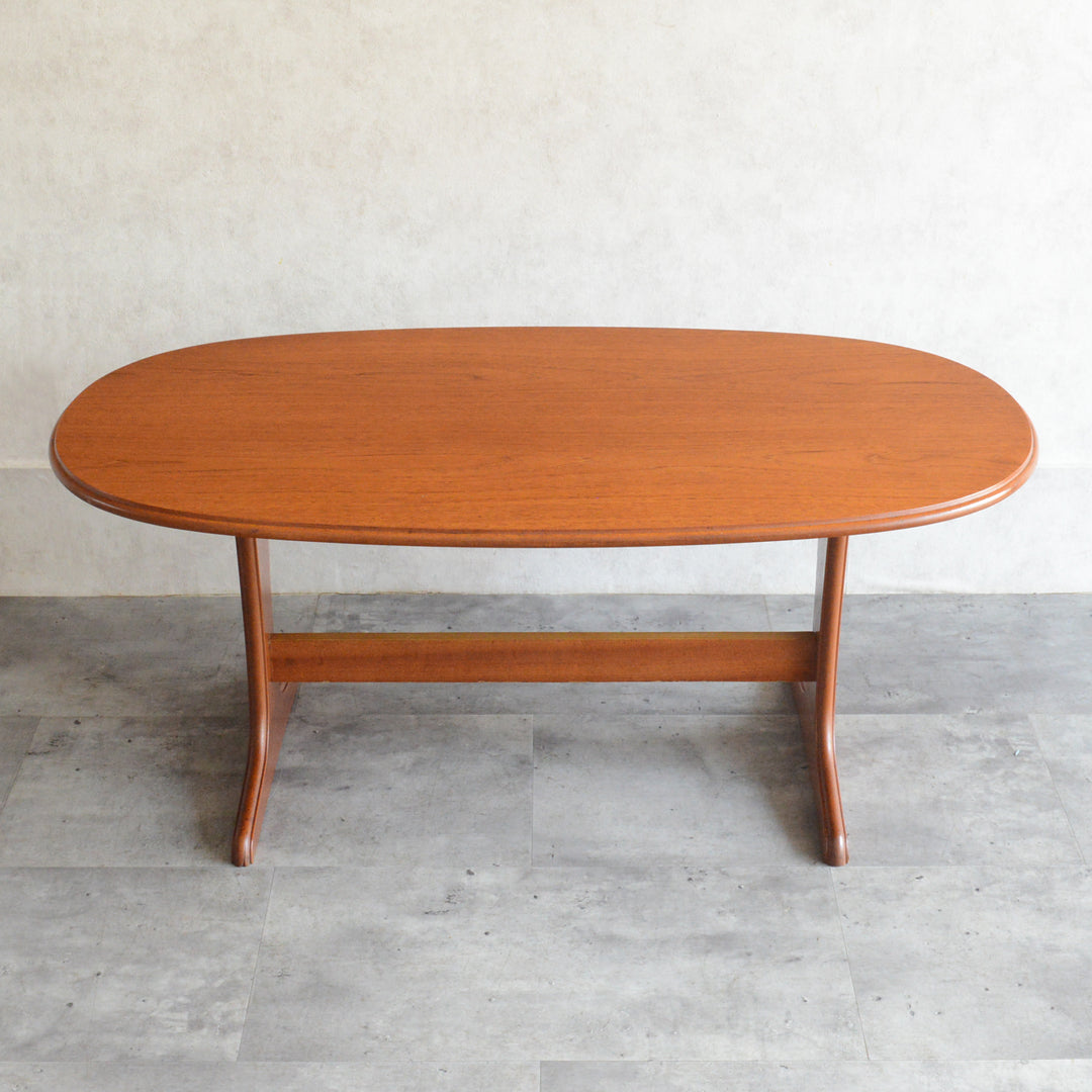 CEC104 アメリカ製 オーバル型 センターテーブル ミッドセンチュリー CEC104 アメリカ製 オーバル型 センターテーブル ミッドセンチュリー
