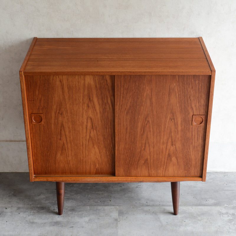 デンマークヴィンテージ　チーク キャビネット5-13(ウッドオイル仕上）