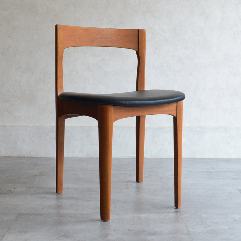 Nathan ネイサン　ダイニングチェアD（張替済）