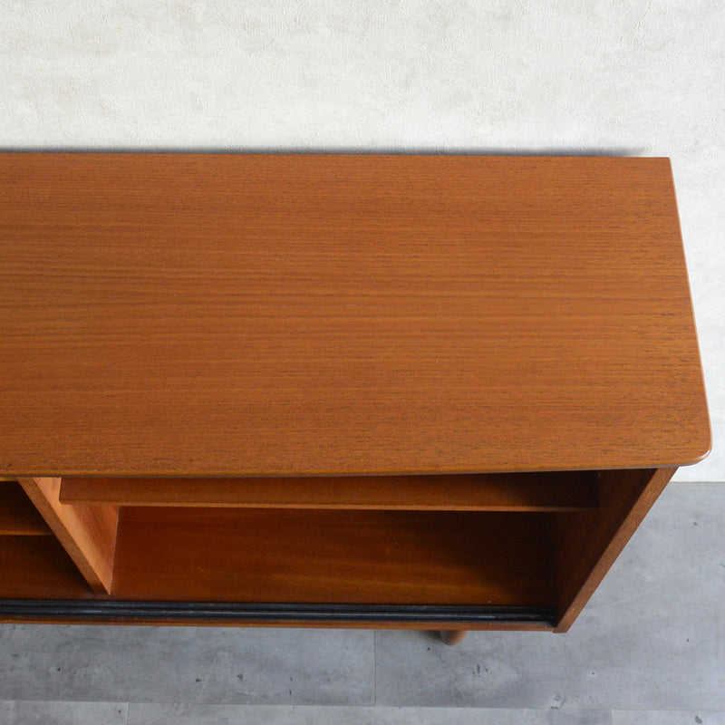 ミッドセンチュリー ヴィンテージ　チーク ガラスキャビネット 97