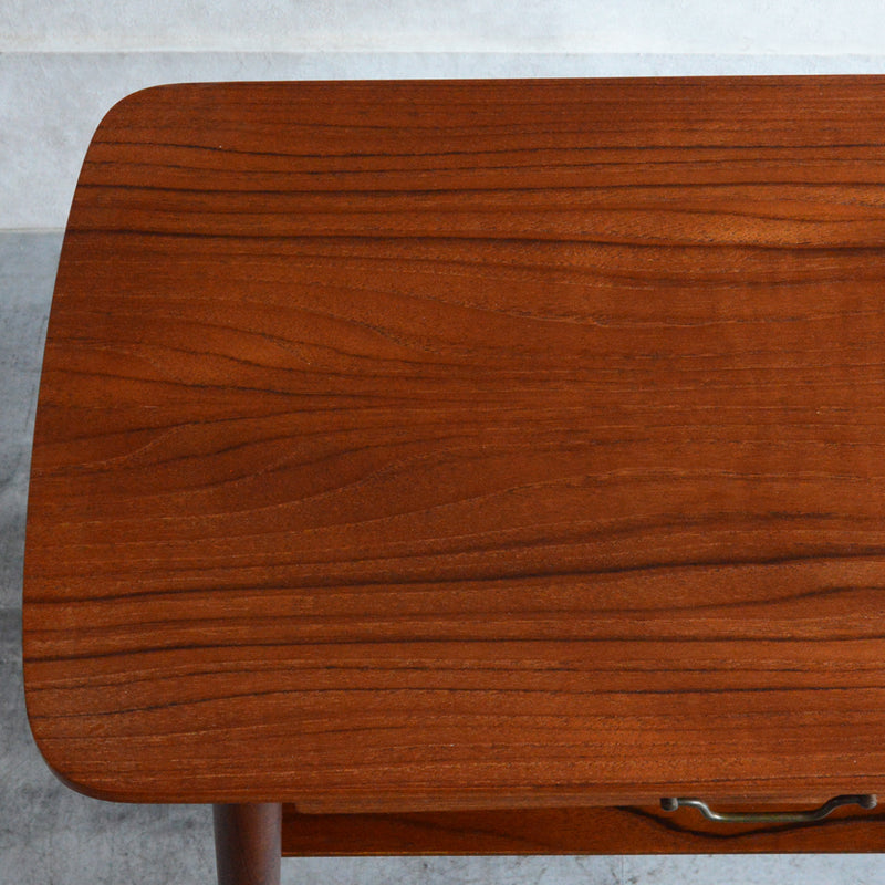 デンマーク ヴィンテージ　サイドテーブル(抽斗付) 6-20