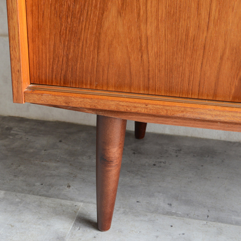 デンマークヴィンテージ　チーク キャビネット5-13(ウッドオイル仕上）