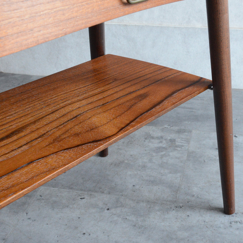 デンマーク ヴィンテージ　サイドテーブル(抽斗付) 6-20