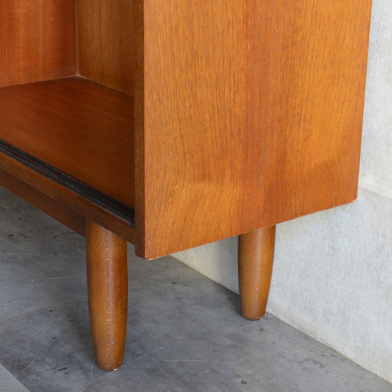 ミッドセンチュリー ヴィンテージ　チーク ガラスキャビネット 97