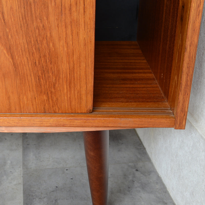 デンマークヴィンテージ　チーク キャビネット5-13(ウッドオイル仕上）