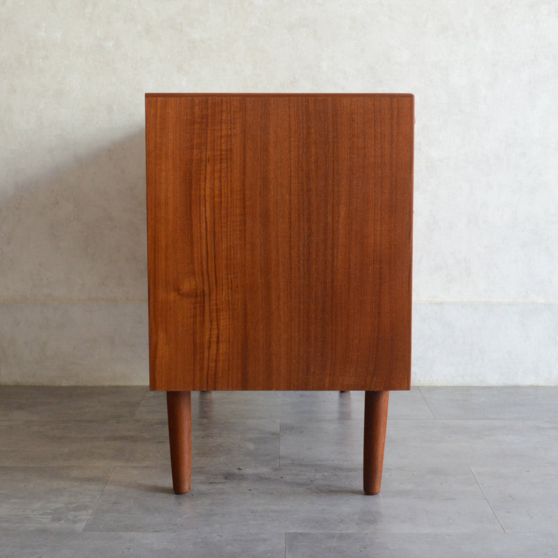 デンマークヴィンテージ  チーク３段チェスト(鍵付）6-95