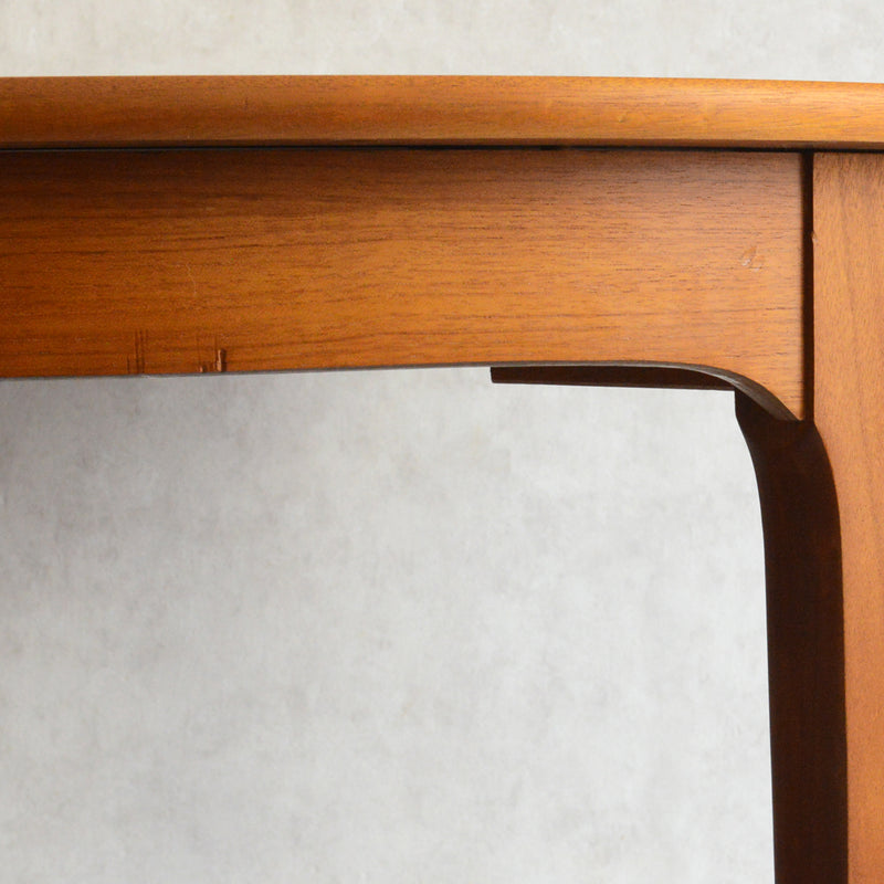 I 様ご予約商品（脚カット費用込）　Nathan ネイサン エクステンション ラウンド ダイニングテーブル 102(天板剥離再塗装済）