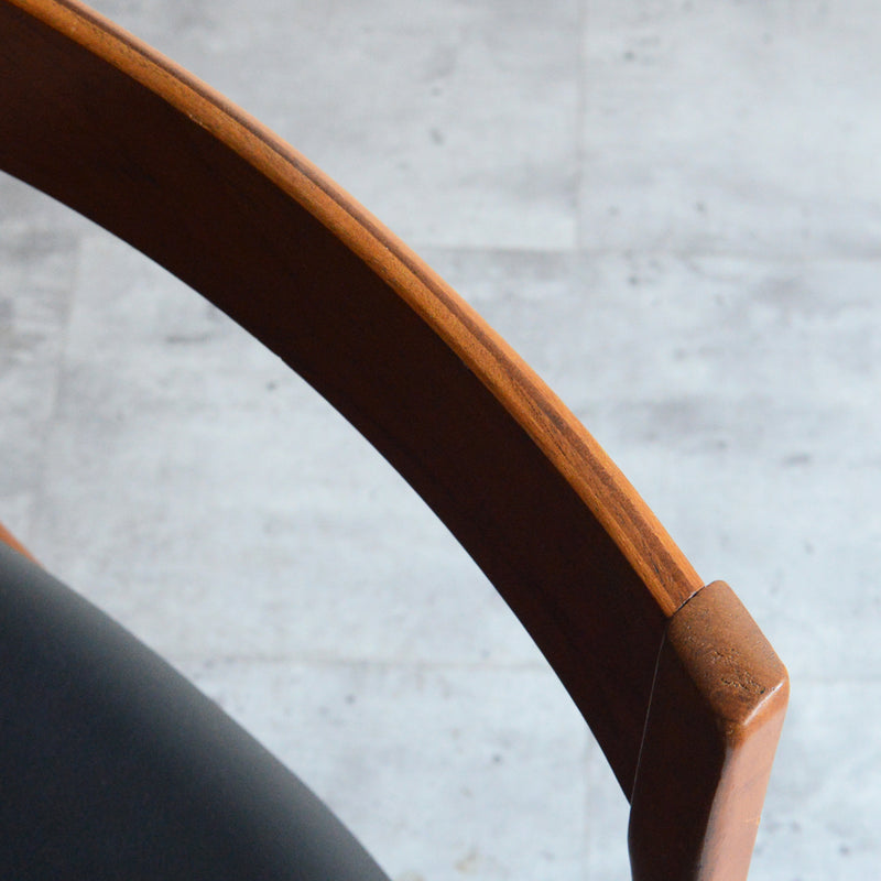 Nathan ネイサン ダイニングチェア ２脚セット(座面張替済)  S40