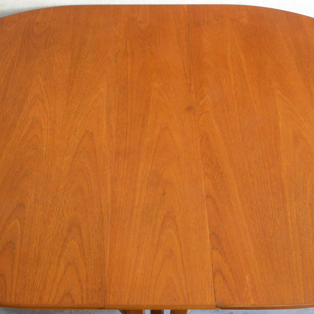 Jentique ジェンティーク　ゲートレッグテーブル 50（オーバル・天板剝離再塗装済）