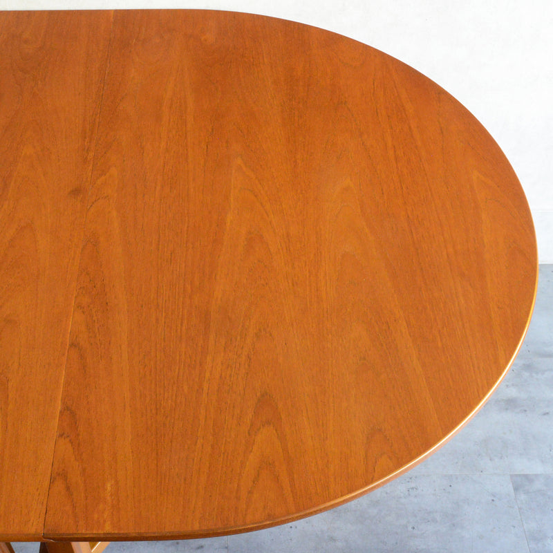 Jentique ジェンティーク　ゲートレッグテーブル 50（オーバル・天板剝離再塗装済）