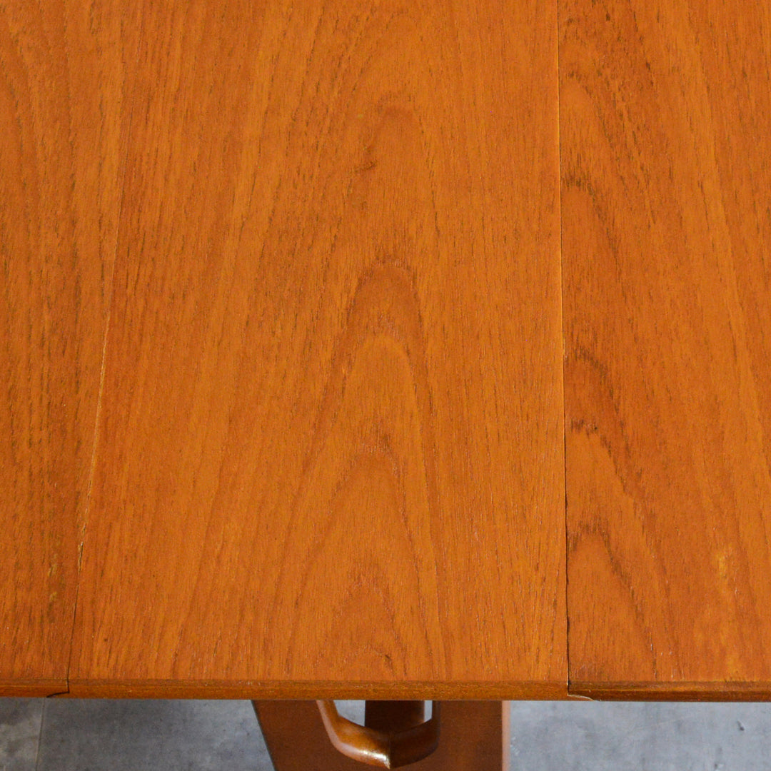 Jentique ジェンティーク　ゲートレッグテーブル 50（オーバル・天板剝離再塗装済）